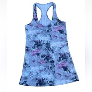 Lululemon Cool Racerback Tank Top Size 6 Moody Mirage White Deep Navy Floral